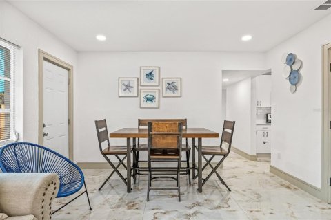 Casa en venta en Clearwater, Florida, 3 dormitorios, 93.37 m2 № 1919108 - foto 28