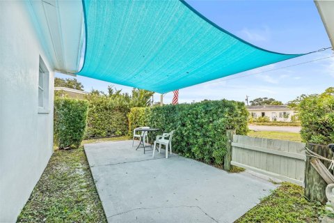 Casa en venta en Clearwater, Florida, 3 dormitorios, 93.37 m2 № 1919108 - foto 6