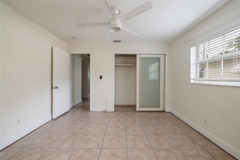Casa en alquiler en Saint Petersburg, Florida, 2 dormitorios, 108.7 m2 № 1913538 - foto 14