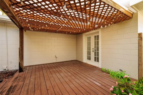 Casa en alquiler en Saint Petersburg, Florida, 2 dormitorios, 108.7 m2 № 1913538 - foto 22