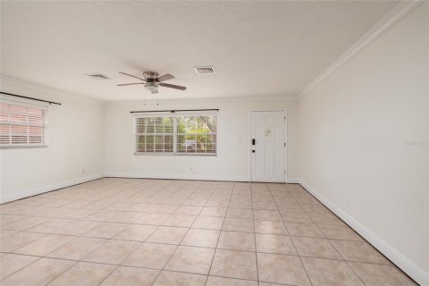 Casa en alquiler en Saint Petersburg, Florida, 2 dormitorios, 108.7 m2 № 1913538 - foto 3
