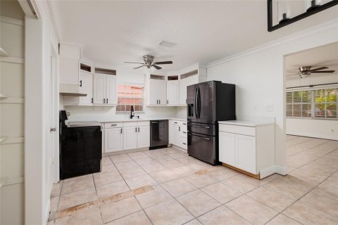 Casa en alquiler en Saint Petersburg, Florida, 2 dormitorios, 108.7 m2 № 1913538 - foto 7