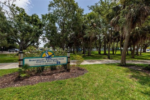 Casa en alquiler en Saint Petersburg, Florida, 2 dormitorios, 108.7 m2 № 1913538 - foto 30