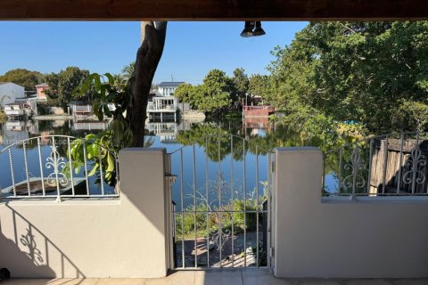 Adosado en alquiler en Hialeah, Florida, 3 dormitorios, 120.03 m2 № 2027088 - foto 10