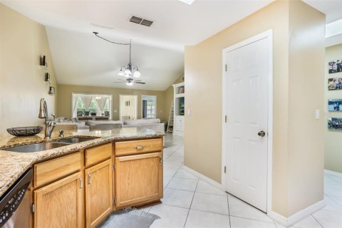 Touwnhouse à vendre à Clermont, Floride: 2 chambres, 140.47 m2 № 1793870 - photo 13