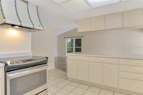 Villa ou maison à vendre à Sarasota, Floride: 3 chambres, 206.8 m2 № 1793234 - photo 17