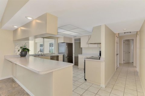 Villa ou maison à vendre à Sarasota, Floride: 3 chambres, 206.8 m2 № 1793234 - photo 12