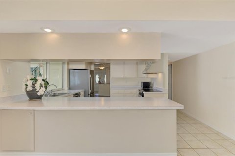 Villa ou maison à vendre à Sarasota, Floride: 3 chambres, 206.8 m2 № 1793234 - photo 11