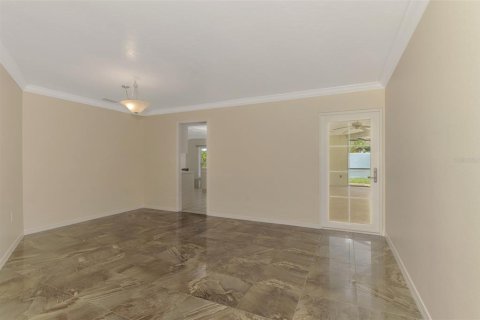 Villa ou maison à vendre à Sarasota, Floride: 3 chambres, 206.8 m2 № 1793234 - photo 8