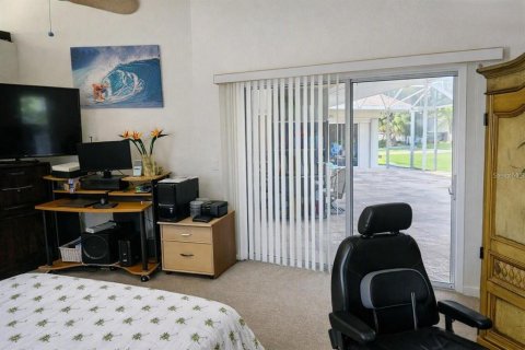 Villa ou maison à vendre à Punta Gorda, Floride: 3 chambres, 232.07 m2 № 2272954 - photo 7