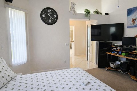 Villa ou maison à vendre à Punta Gorda, Floride: 3 chambres, 232.07 m2 № 2272954 - photo 9