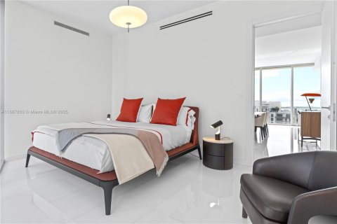 Снять в аренду кондоминиум в Майами, Флорида 5 спален, 368.91м2, № 1938995 - фото 22