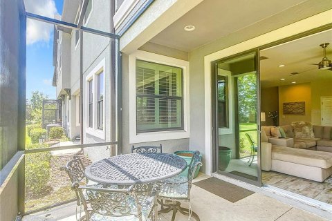 Townhouse in Wesley Chapel, Florida 3 bedrooms, 191.01 sq.m. № 1717283 - photo 12