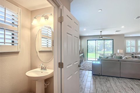 Townhouse in Wesley Chapel, Florida 3 bedrooms, 191.01 sq.m. № 1717283 - photo 14
