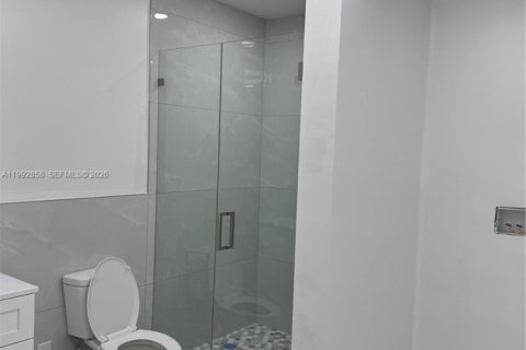 Villa ou maison à louer à Miami Gardens, Floride: 4 chambres, 148.64 m2 № 2056739 - photo 6