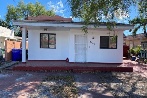 House in Miami, Florida 2 bedrooms, 88.26 sq.m. № 1956902 - photo 2