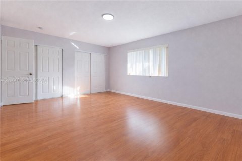 Touwnhouse à vendre à Hallandale Beach, Floride: 3 chambres, 151.99 m2 № 2090613 - photo 22