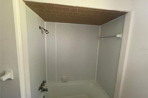 Appartement à louer à Lakeland, Floride: 2 chambres, 85.56 m2 № 2384032 - photo 8
