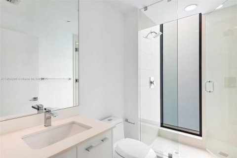 Copropriété à louer à Miami, Floride: 4 chambres, 391.12 m2 № 1956054 - photo 26