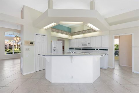 Villa ou maison à vendre à Port Charlotte, Floride: 3 chambres, 212.84 m2 № 1721495 - photo 10