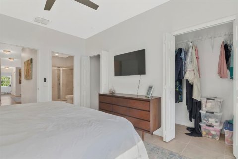 Townhouse in Clearwater, Florida 2 bedrooms, 145.95 sq.m. № 2424072 - photo 20