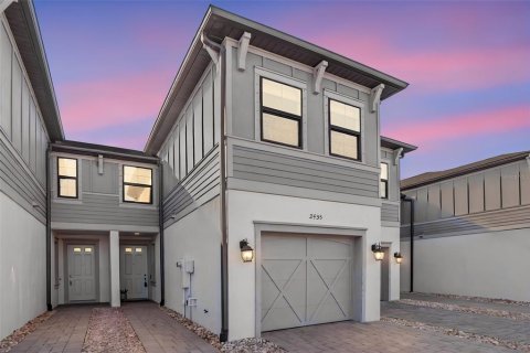 Townhouse in Clearwater, Florida 2 bedrooms, 145.95 sq.m. № 2424072