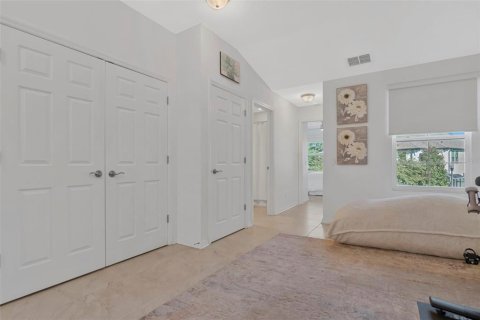 Townhouse in Clearwater, Florida 2 bedrooms, 145.95 sq.m. № 2424072 - photo 26