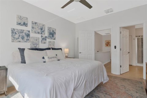 Townhouse in Clearwater, Florida 2 bedrooms, 145.95 sq.m. № 2424072 - photo 18