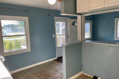 Casa en venta en Saint Petersburg, Florida, 2 dormitorios, 66.89 m2 № 1548664 - foto 4