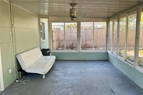 Casa en venta en Saint Petersburg, Florida, 2 dormitorios, 66.89 m2 № 1548664 - foto 8