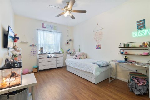 House in North Port, Florida 3 bedrooms, 236.53 sq.m. № 2099355 - photo 19