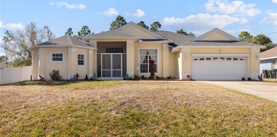 House in North Port, Florida 3 bedrooms, 236.53 sq.m. № 2099355