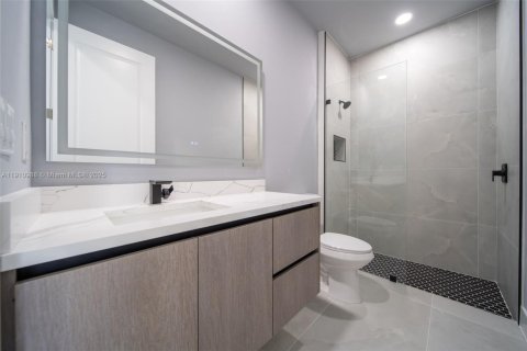 Casa en venta en Cape Coral, Florida, 3 dormitorios № 1966912 - foto 11