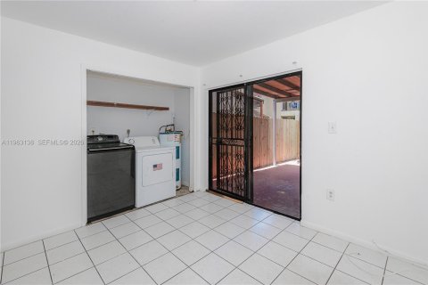 Купить таунхаус в Хайалиа, Флорида 2 спальни, 100.33м2, № 2024270 - фото 12