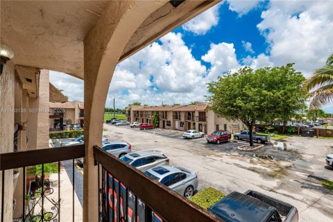 Купить таунхаус в Хайалиа, Флорида 2 спальни, 100.33м2, № 2024270 - фото 7