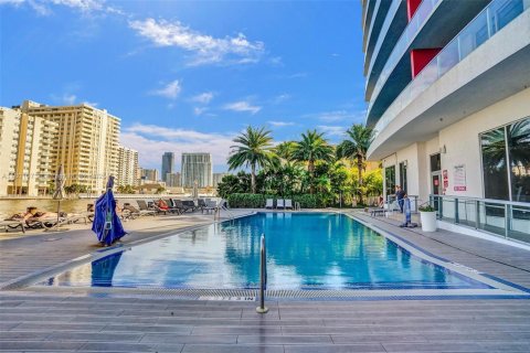 Copropriété à vendre à Hallandale Beach, Floride: 2 chambres, 96.34 m2 № 1715436 - photo 27