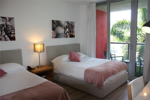 Copropriété à vendre à Hallandale Beach, Floride: 2 chambres, 96.34 m2 № 1715436 - photo 21