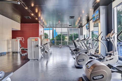 Copropriété à vendre à Hallandale Beach, Floride: 2 chambres, 96.34 m2 № 1715436 - photo 29