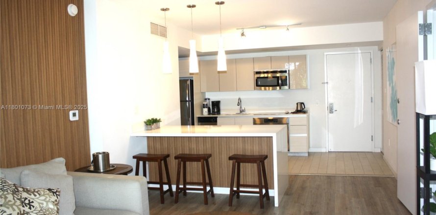 Condo à Hallandale Beach, Floride, 2 chambres № 1715436