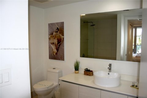 Copropriété à vendre à Hallandale Beach, Floride: 2 chambres, 96.34 m2 № 1715436 - photo 10