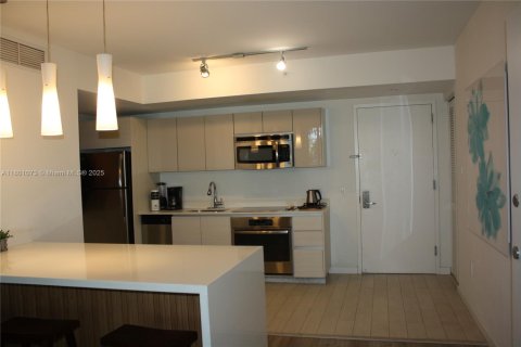 Copropriété à vendre à Hallandale Beach, Floride: 2 chambres, 96.34 m2 № 1715436 - photo 15