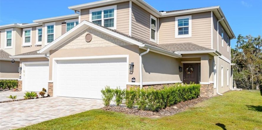 Adosado en New Port Richey, Florida 3 dormitorios, 184.97 m2 № 1585870