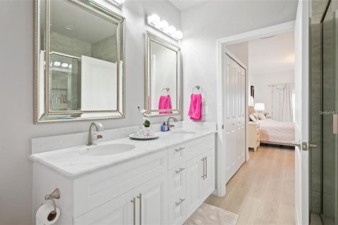 Touwnhouse à vendre à New Port Richey, Floride: 3 chambres, 184.97 m2 № 1585870 - photo 18