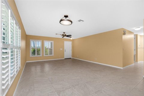 Villa ou maison à vendre à Punta Gorda, Floride: 4 chambres, 206.24 m2 № 2226523 - photo 8