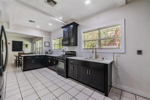 Villa ou maison à vendre à Lake Wales, Floride: 4 chambres, 261.61 m2 № 2139238 - photo 16