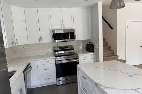 Villa ou maison à vendre à Miami Shores, Floride: 3 chambres, 161.93 m2 № 1949349 - photo 9