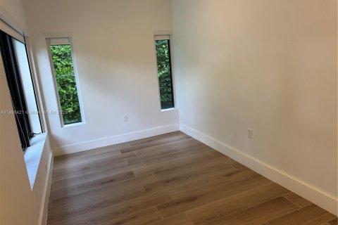 Villa ou maison à vendre à Miami Shores, Floride: 3 chambres, 161.93 m2 № 1949349 - photo 17