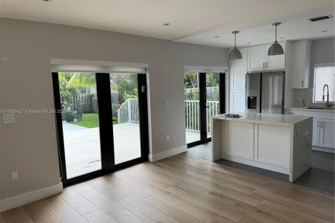 Villa ou maison à vendre à Miami Shores, Floride: 3 chambres, 161.93 m2 № 1949349 - photo 8