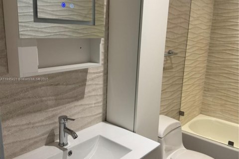 Villa ou maison à vendre à Miami Shores, Floride: 3 chambres, 161.93 m2 № 1949349 - photo 16