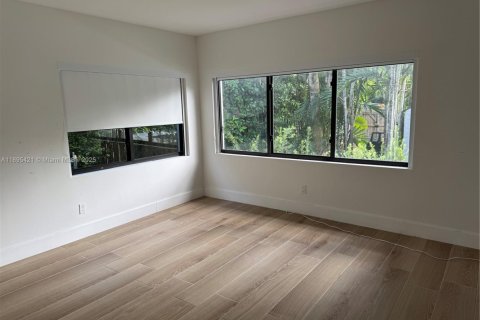 Villa ou maison à vendre à Miami Shores, Floride: 3 chambres, 161.93 m2 № 1949349 - photo 12